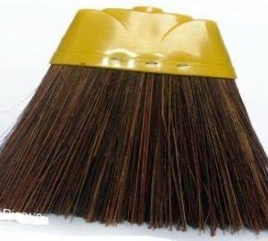 VASSOURA PIACABA CApa PAROLAR